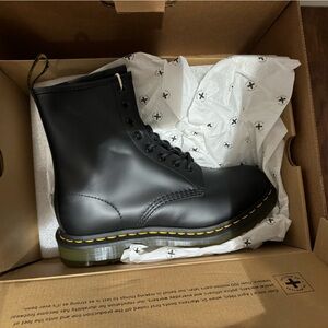 Dr Martens 1460 Women’s boots